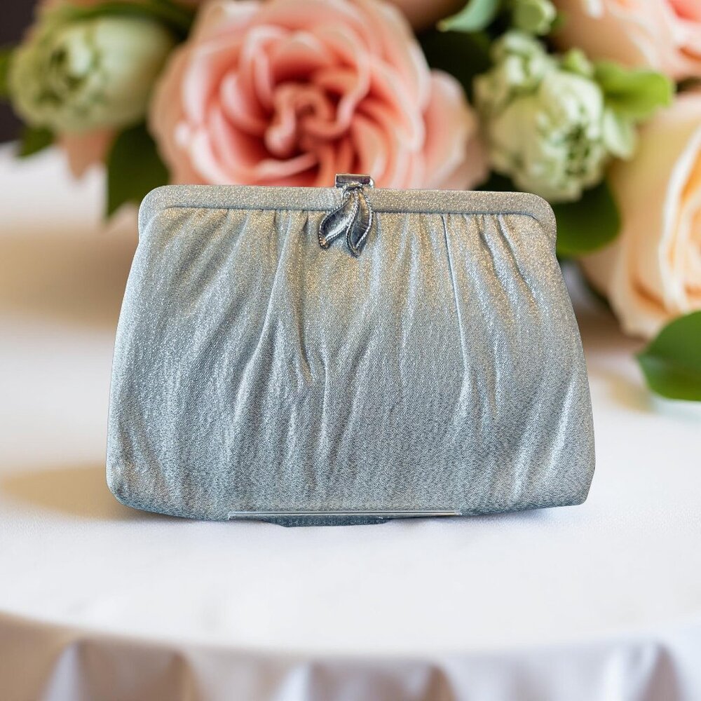 Vintage | 50s/60s | Silver Lamé | Leaf Clasp | Evening Bag